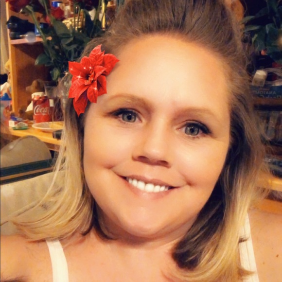 Meet your Posher, Rebecca - Picture 1 of 1